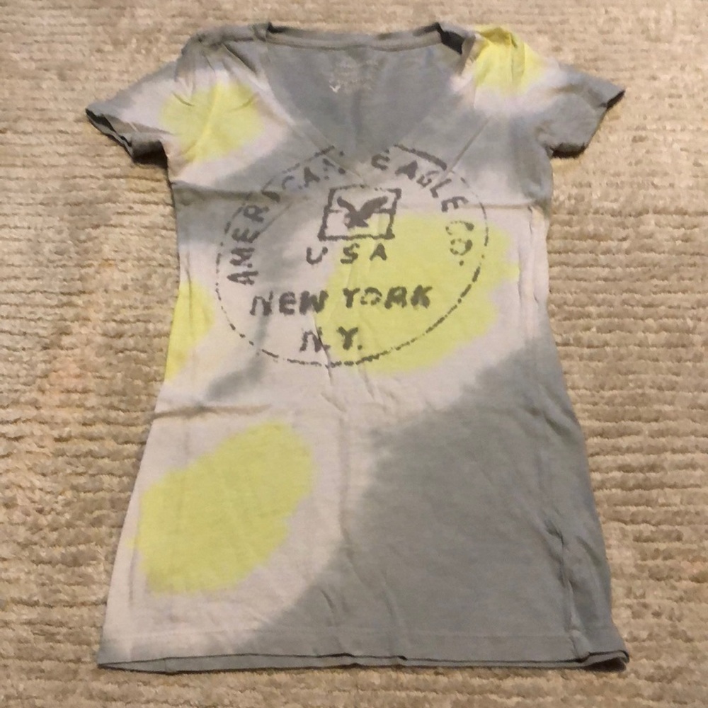 American Eagle tee